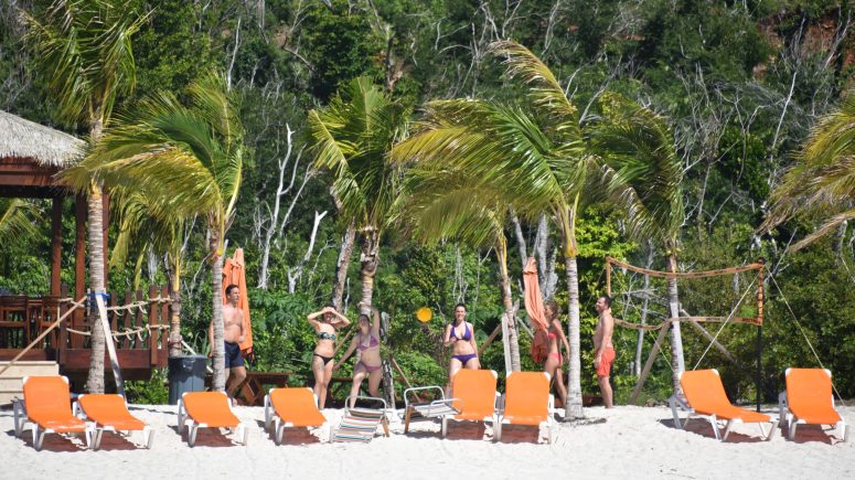 Beach-bars-scaled